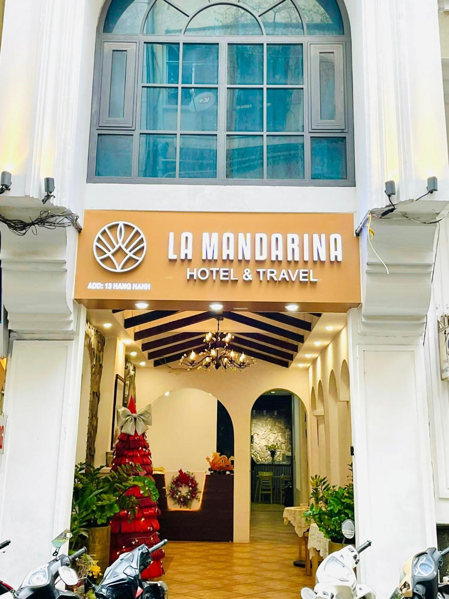 La Mandarina Hotel & Travel At 13 Hang Hanh Street Hanoi Exterior photo